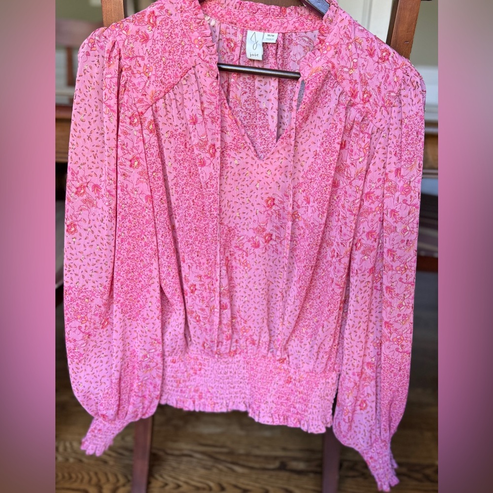 Joie Pink and Gold Floral ballerina blouse Sz M